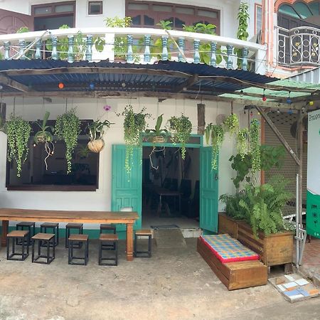 Ostello La Casa - Thakhek Esterno foto